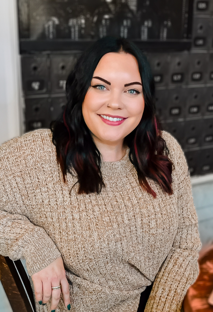 M. Hiller_About Me Headshot